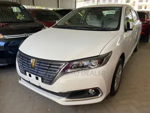 Toyota Premio 2018 White