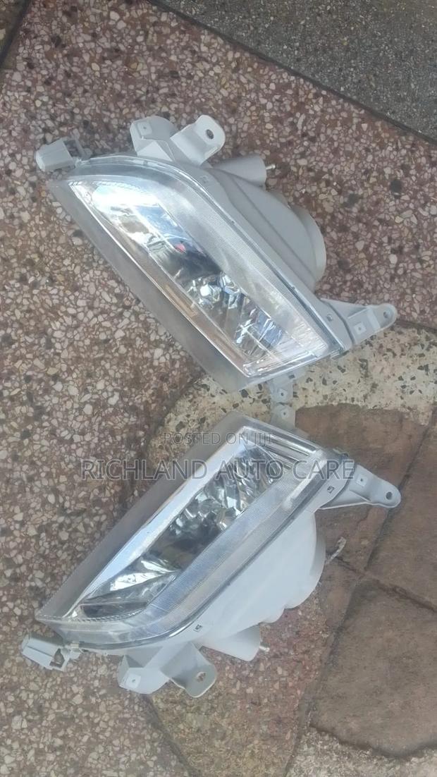 Head Lights Premio 2000 - thumbnail 3