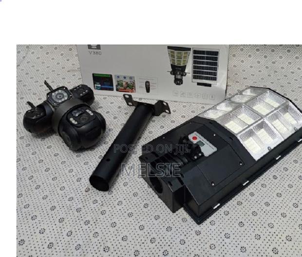 Solar 4g Camera + Lighting 2 in 1 V380pro Support V380 App Android - main view
