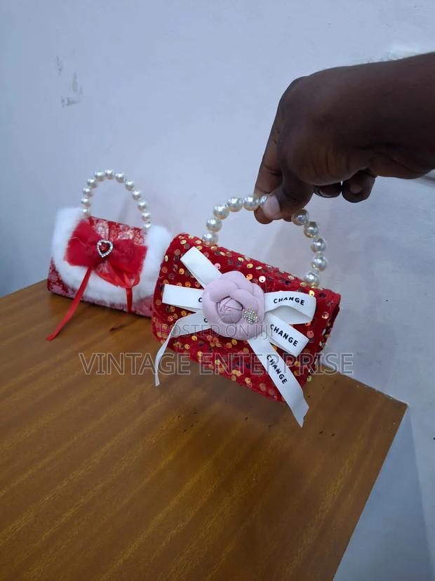 Girls Sling Bag - thumbnail 3