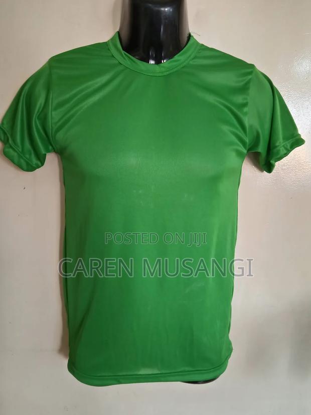 Green Polyester T-Shirts - thumbnail 3