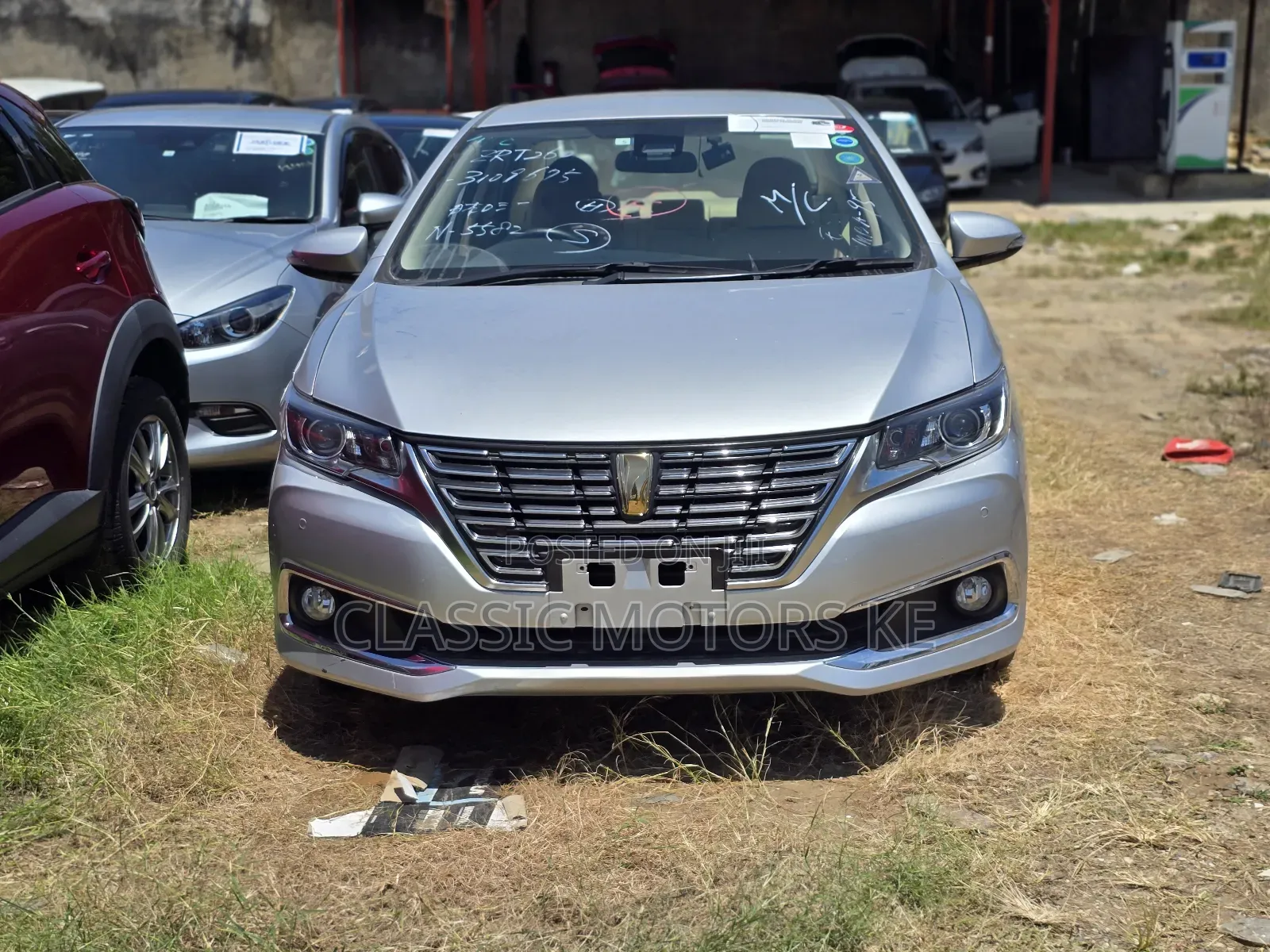 Toyota Premio 1.8 FWD 2018 Silver