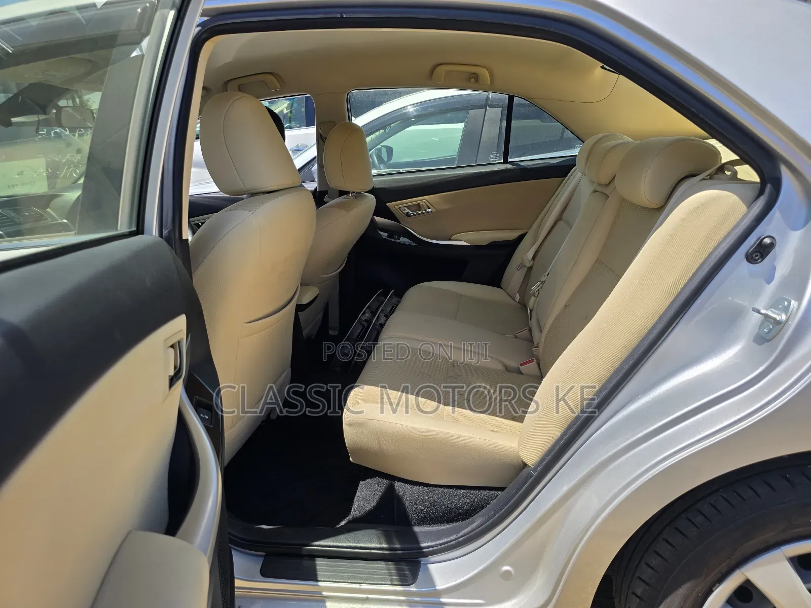 Toyota Premio 1.8 FWD 2018 Silver