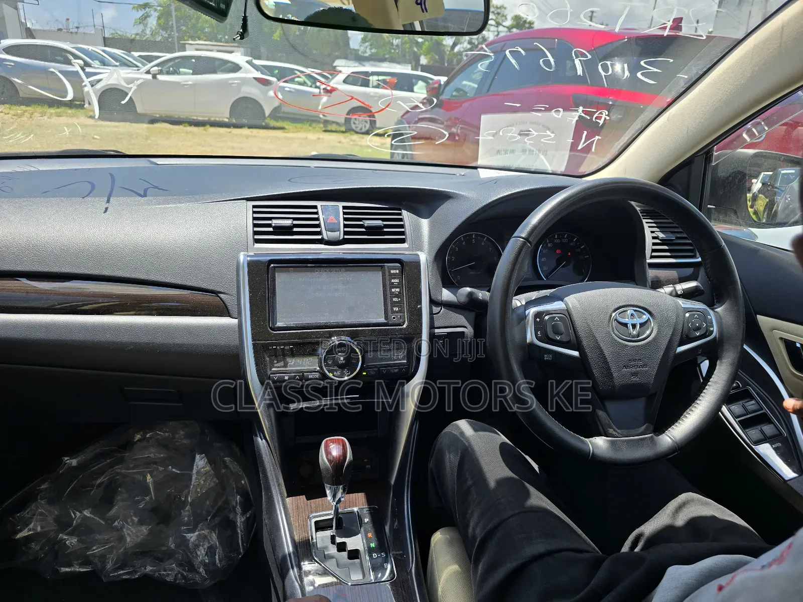Toyota Premio 1.8 FWD 2018 Silver