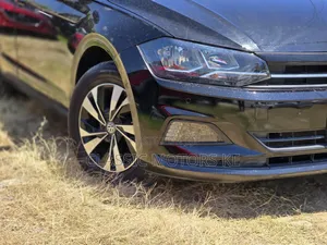Volkswagen Polo 2019 Black