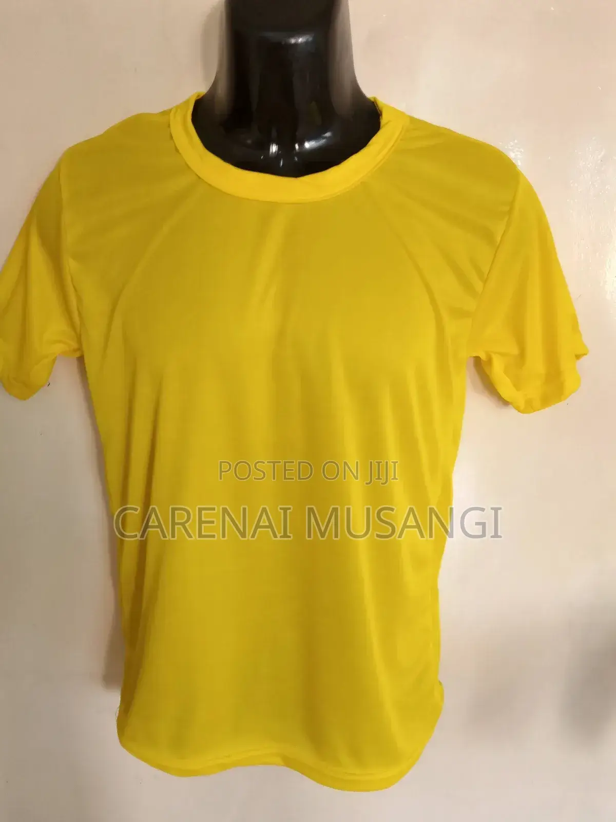Yellow Polyester Round Neck Tshirts