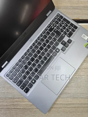 Laptop Lenovo LOQ 15ARP9 16GB Intel Core I7 SSD 512GB