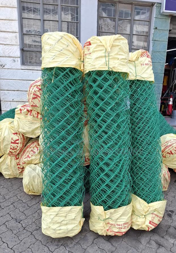 Plastic Coated Chainlink/PVC Coated Chainlink Mesh - thumbnail 3