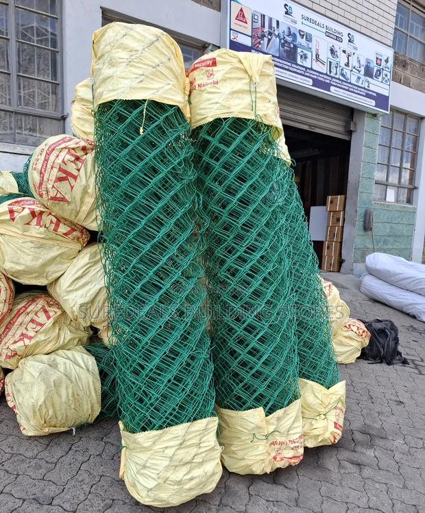 Plastic Coated Chainlink/PVC Coated Chainlink Mesh - thumbnail 4