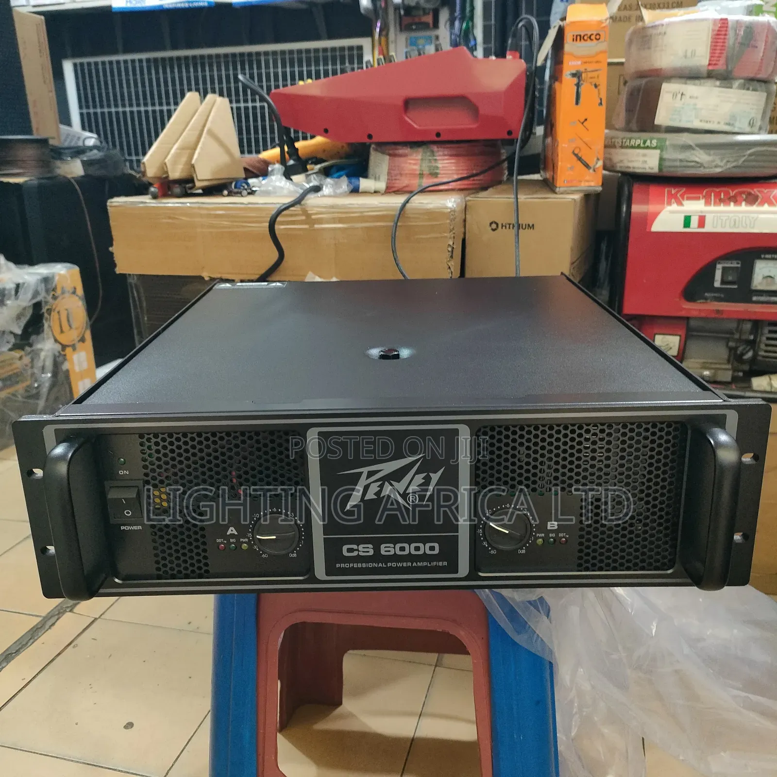 Peavey Cs 6000 Proffesional Power Amplifier 2 Channels Output Power