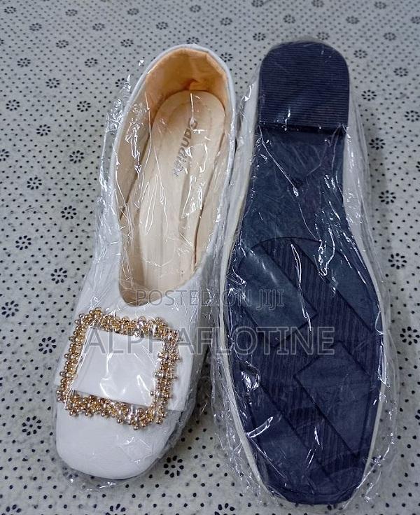 Flat Heel Synthetic Leather Womens Shoes