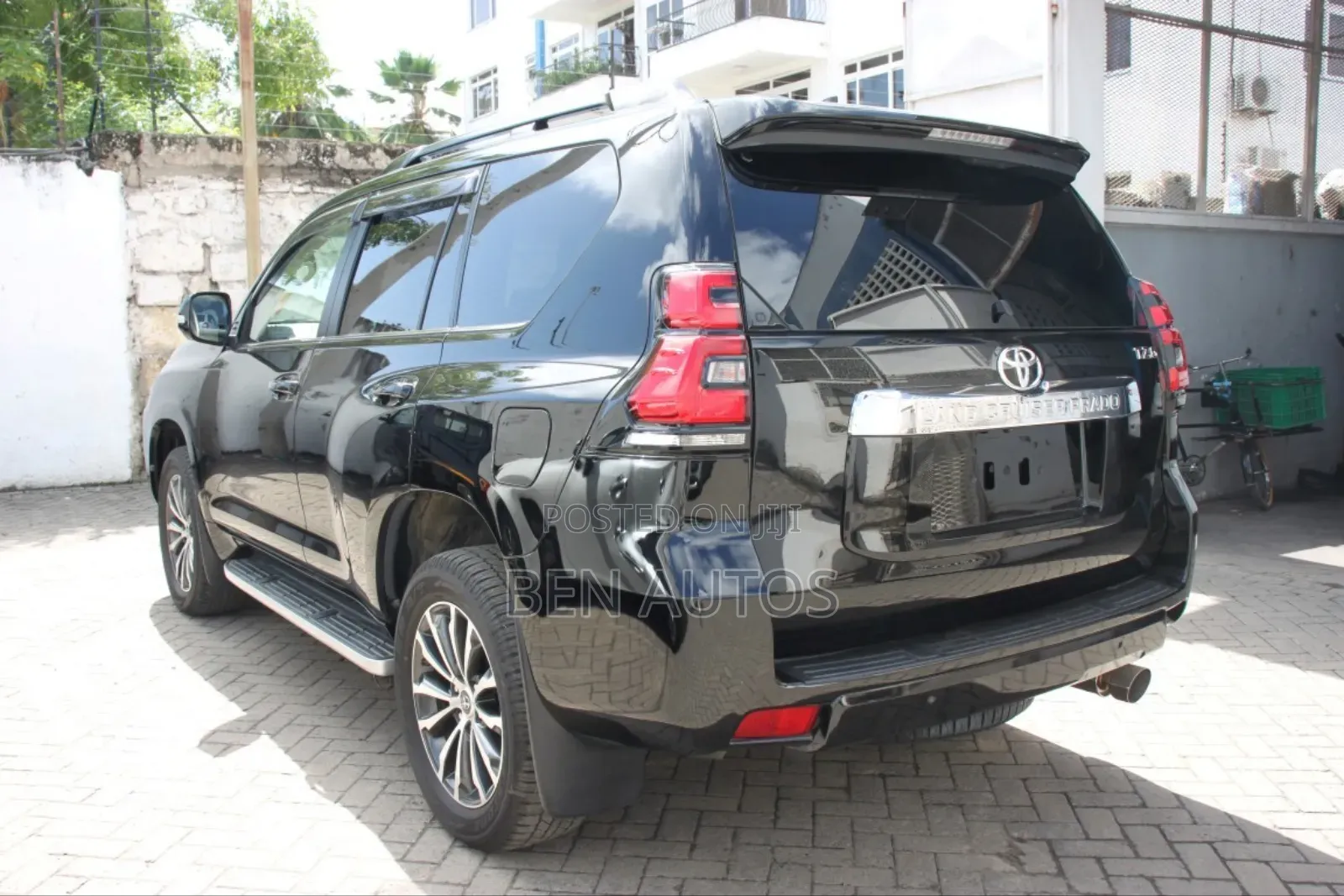 Toyota Land Cruiser Prado 2.8 2019 Black