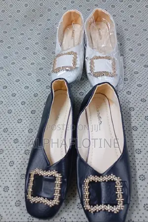 Black/White Synthetic Leather Women Classic Shoes