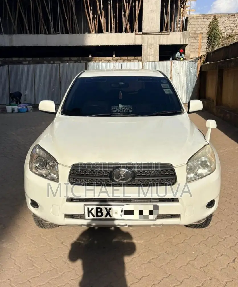 Toyota RAV4 2006 White