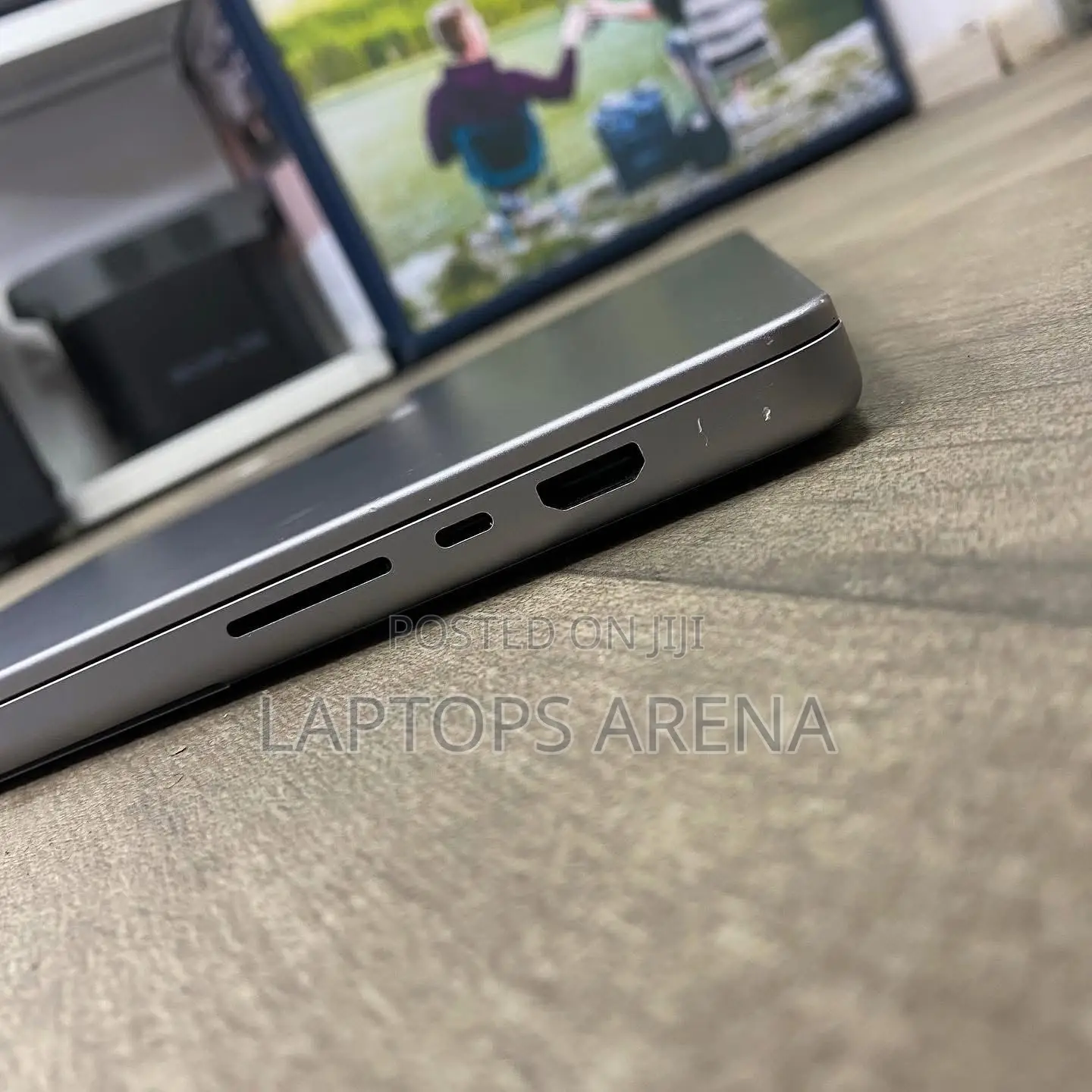 Laptop Apple MacBook Pro 2023 M2 16GB Apple M2 SSD 512GB