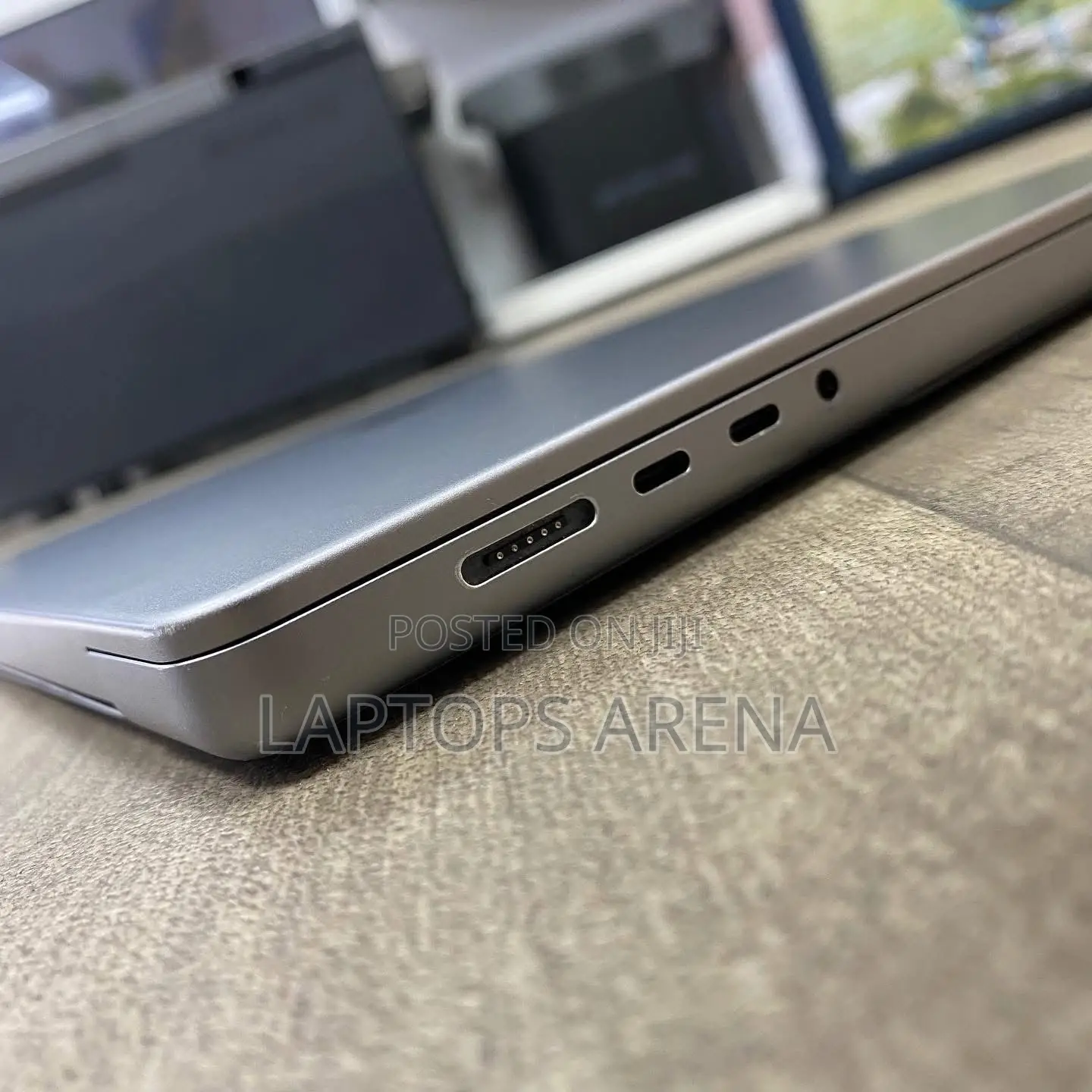 Laptop Apple MacBook Pro 2023 M2 16GB Apple M2 SSD 512GB