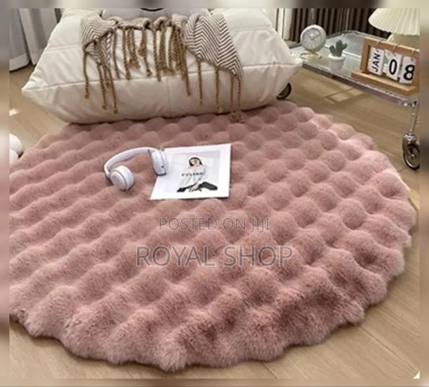 Fluffy Round Plush Rug