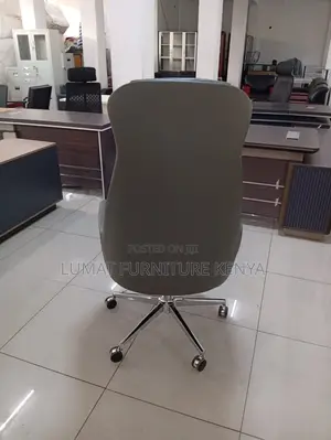 Comfortable High-Back Work Chair