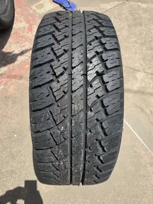 265/50r20 Maxtrek Tyre