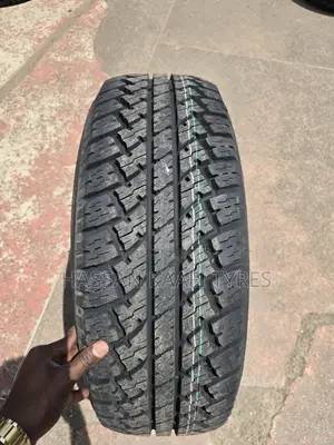 265/65r17 Maxtrek Tyre Su 800