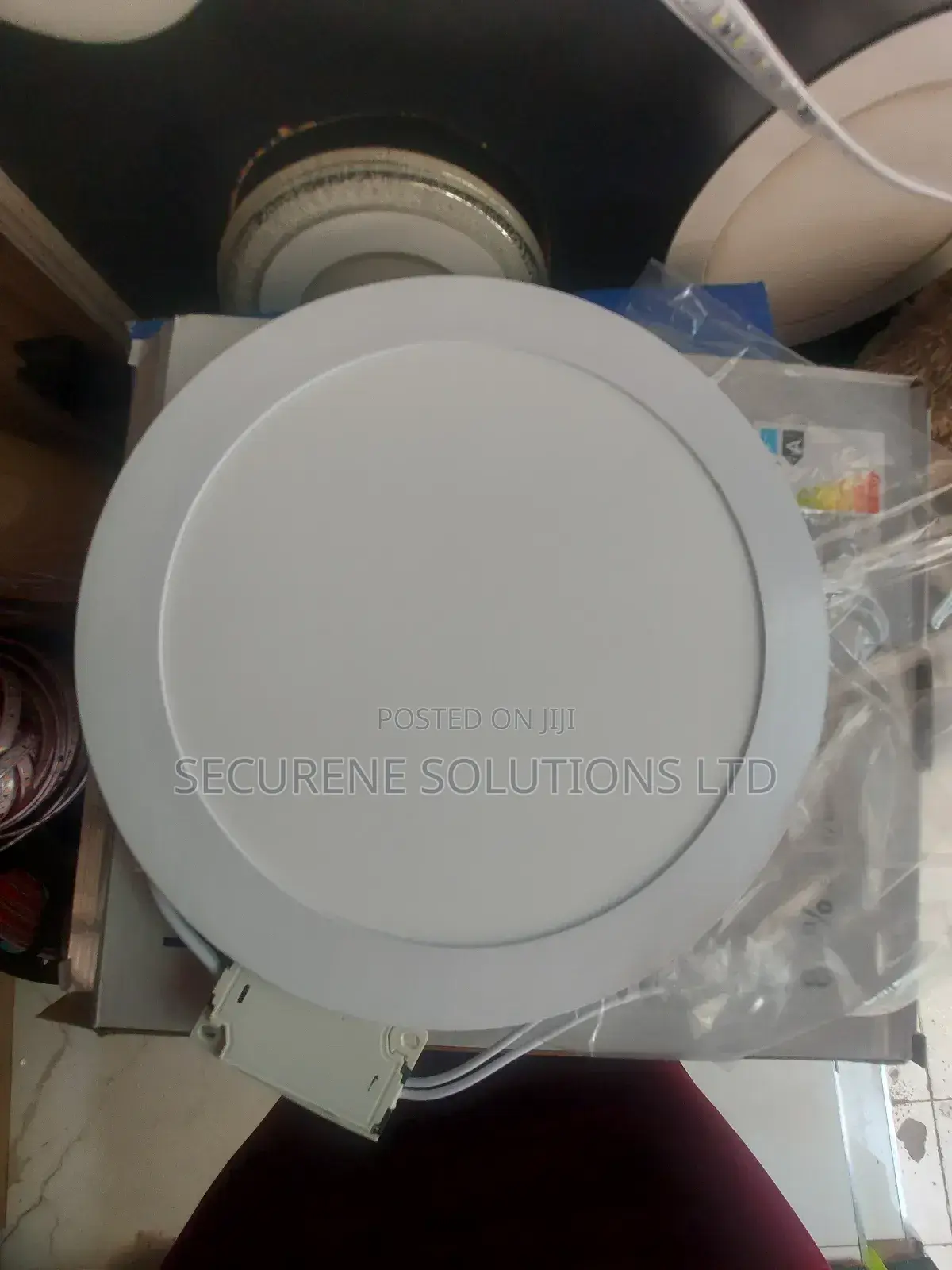 Round White Led Panel Light With an Led Driver 18w.