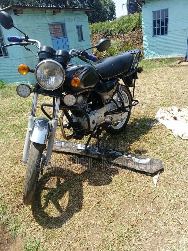 Bajaj Boxer 100 2023 Black - thumbnail 4