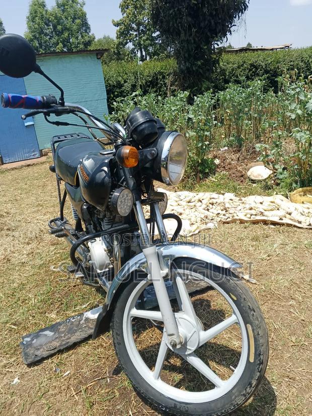 Bajaj Boxer 100 2023 Black - thumbnail 6