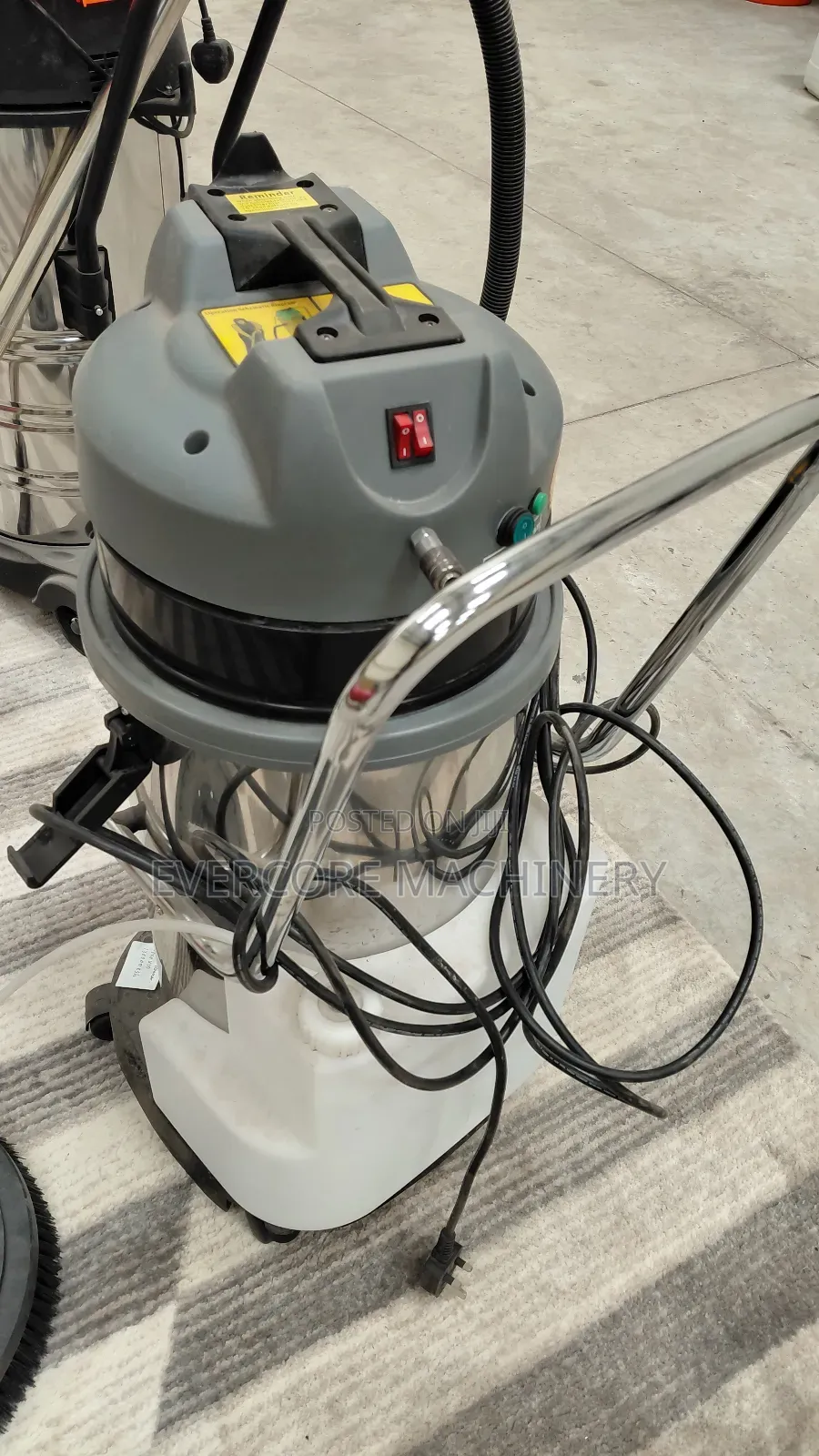 Heavy Duty Carpet Wash and Steam Cleaning Machine.