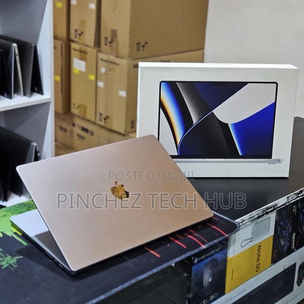 Laptop Apple MacBook Pro 2017 16GB Intel Core I7 SSD 512GB - thumbnail 3