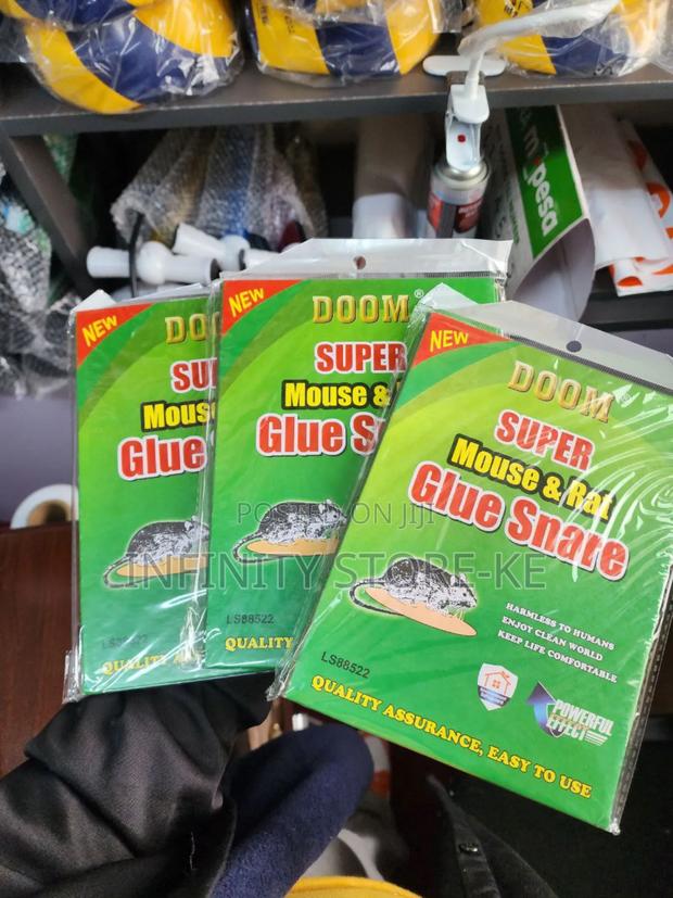 Doom Super Mouse Rat Glue Snare Book Trap - main view