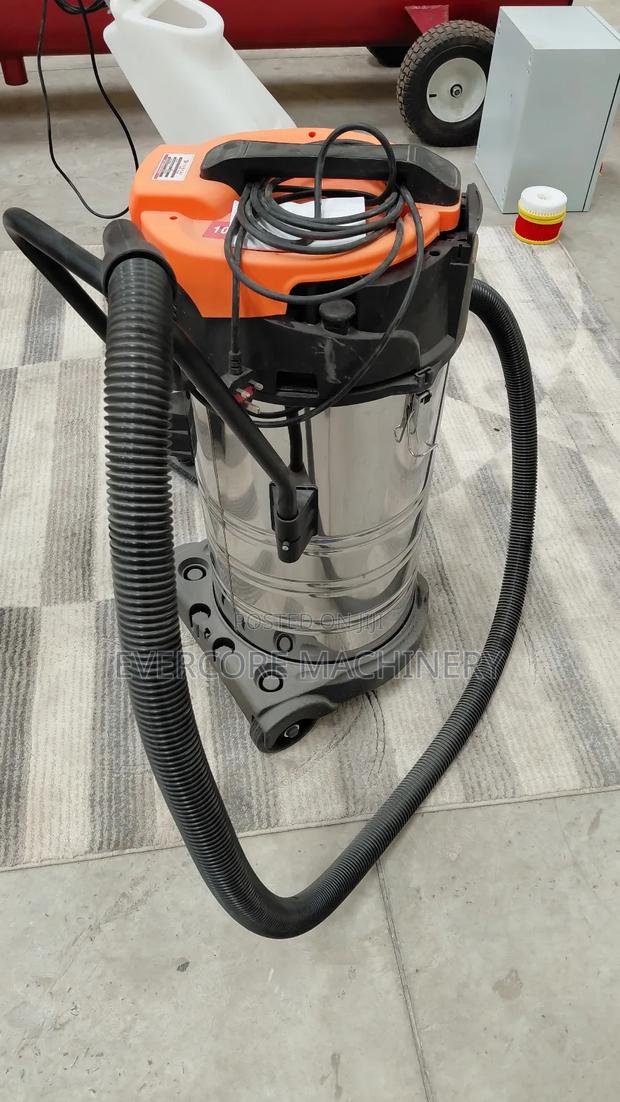 Heavy Duty Wet and Dry Vacuum Cleaner Machine. - main view