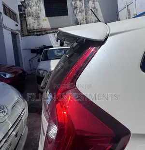 Honda Fit Sport 2019 White