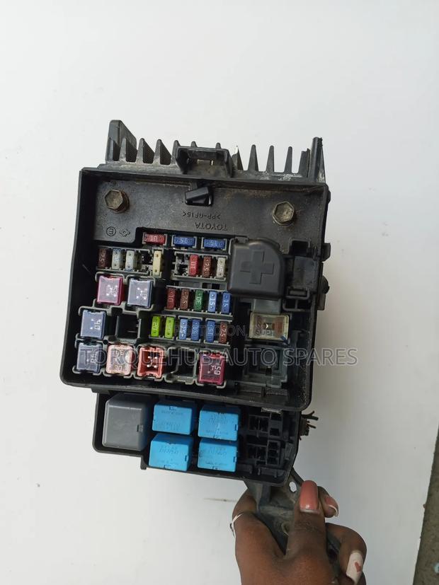 Toyota Harrier 2005 Fuse Box