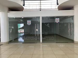 Modern/Spacious Shops to Let - thumbnail 2