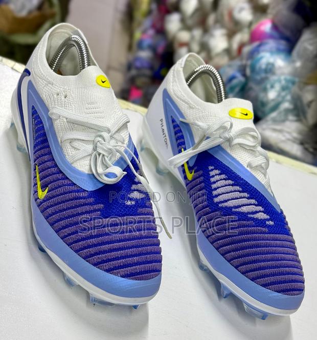 Nike Phantom Six Elite Firm Ground Football Boots