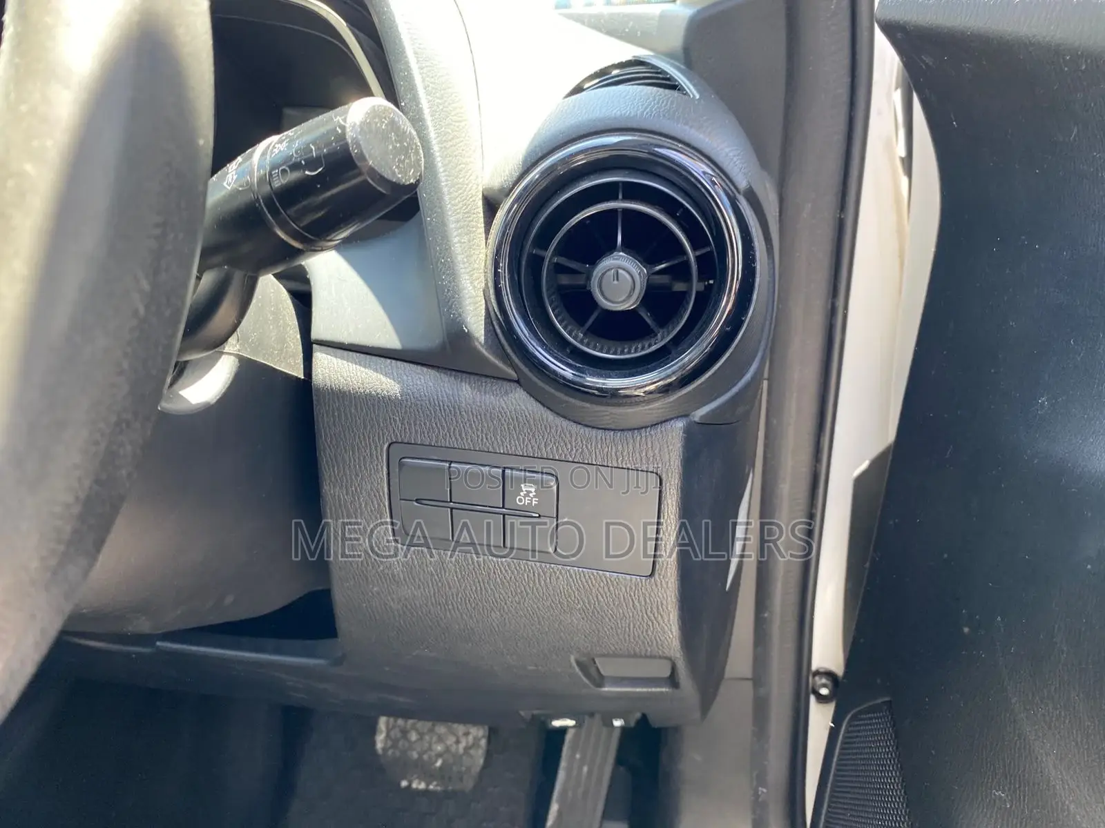 Mazda Axela 2018 White