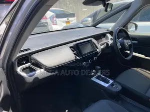 Honda Fit 2020 Silver
