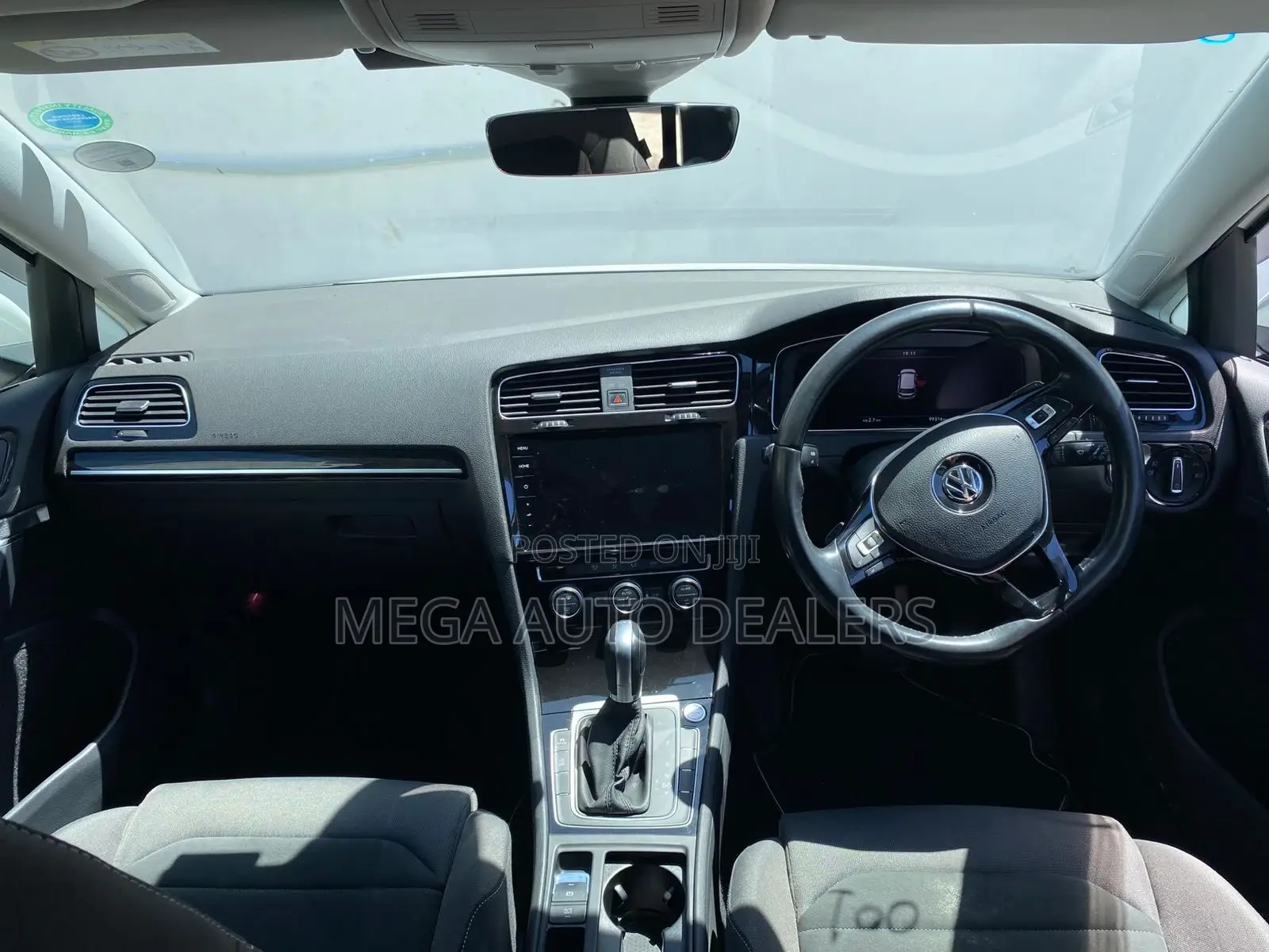 Volkswagen Golf 2018 White