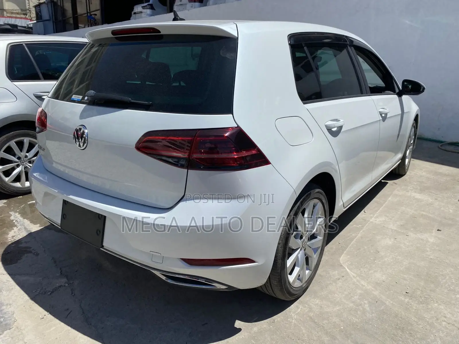 Volkswagen Golf 2018 White