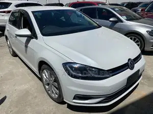 Volkswagen Golf 2018 White