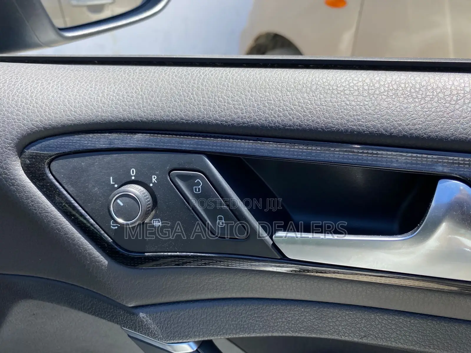 Volkswagen Golf 2018 White
