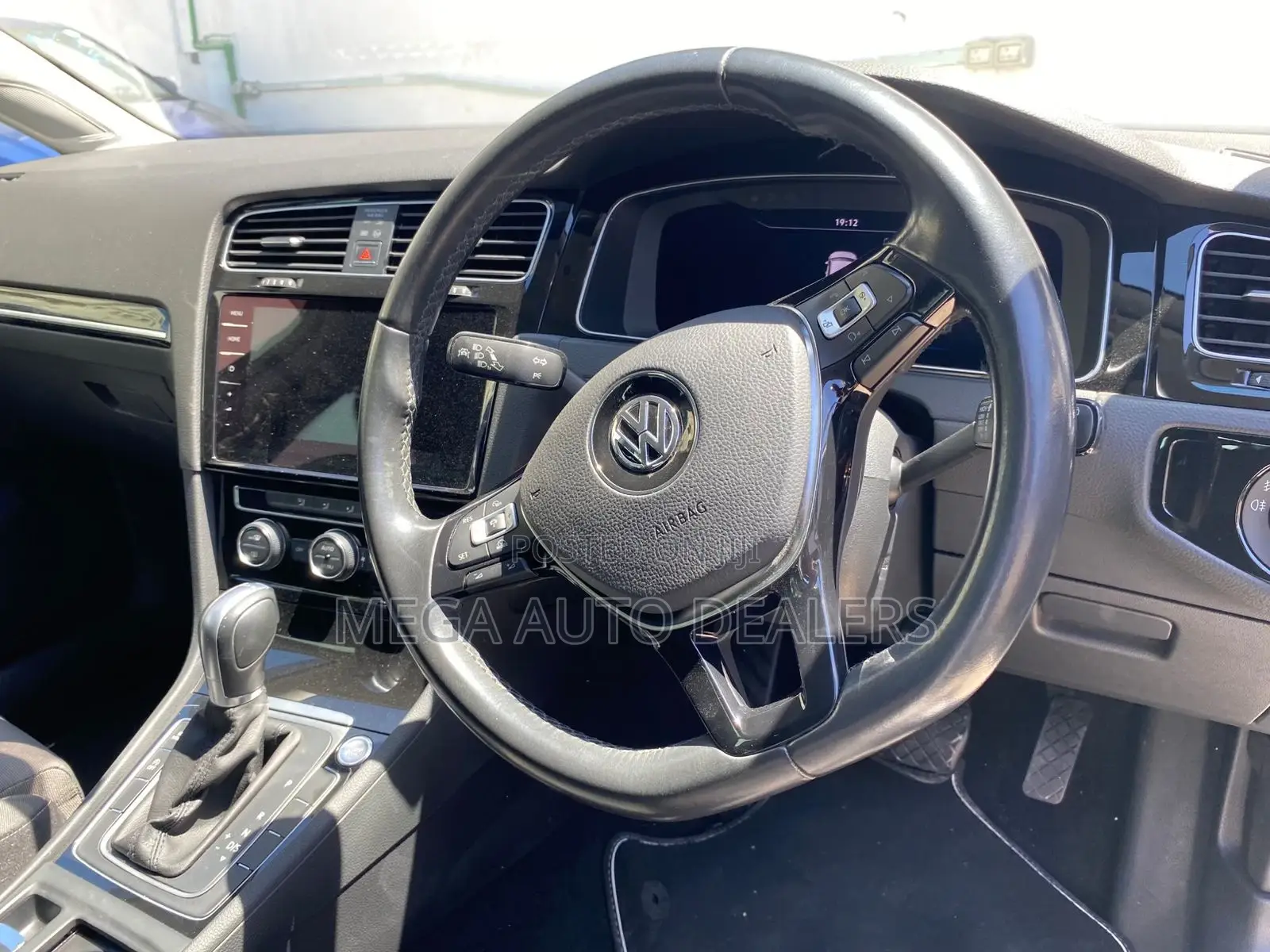 Volkswagen Golf 2018 White