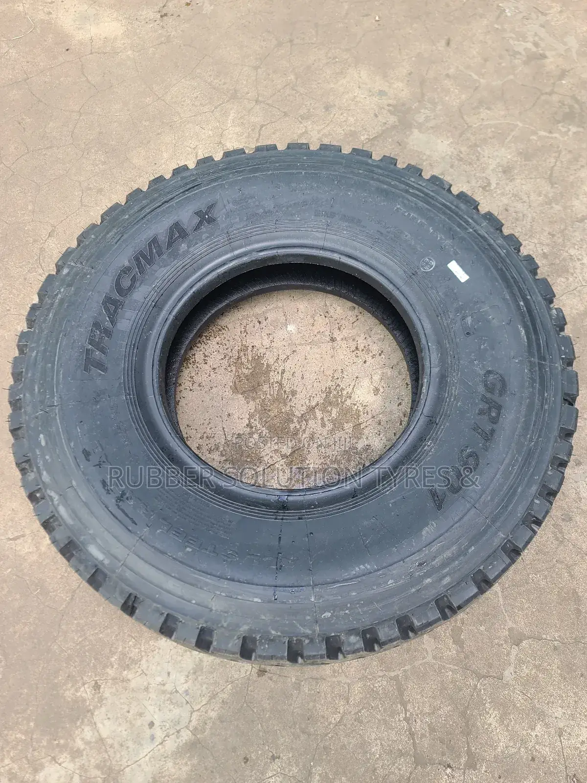11.00r20 Tracmax Tires