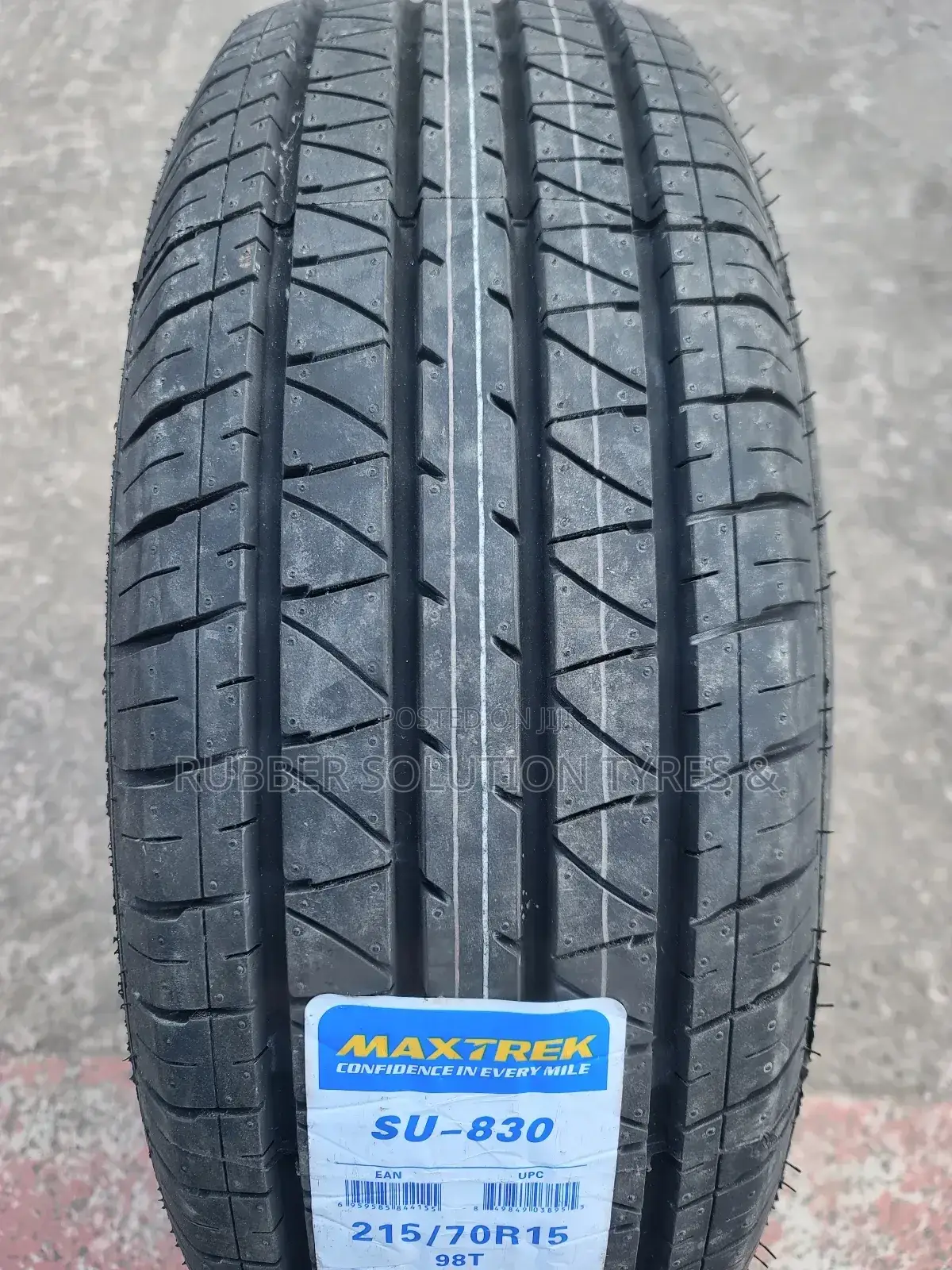 215 /70 R16 Maxtrek Tyres 98t Su-830