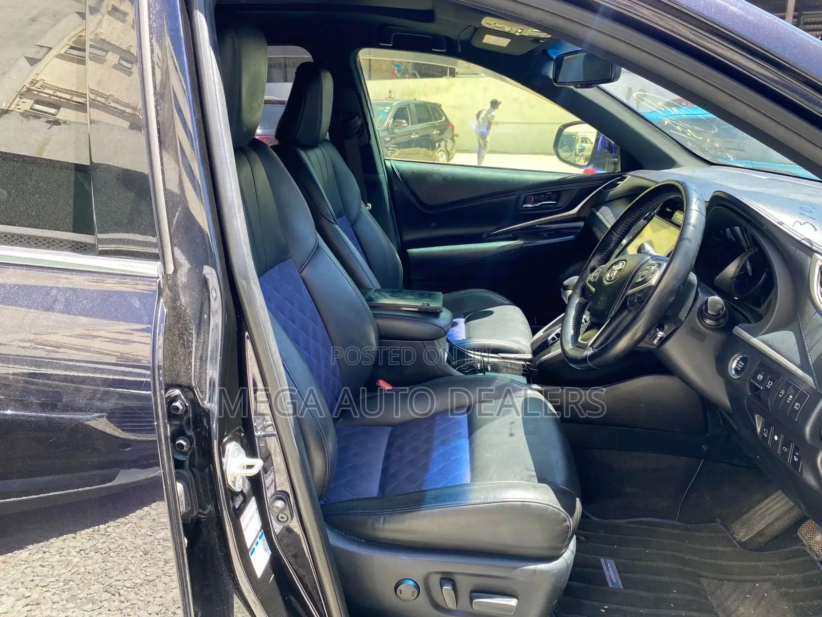 Toyota Harrier 2018 Black