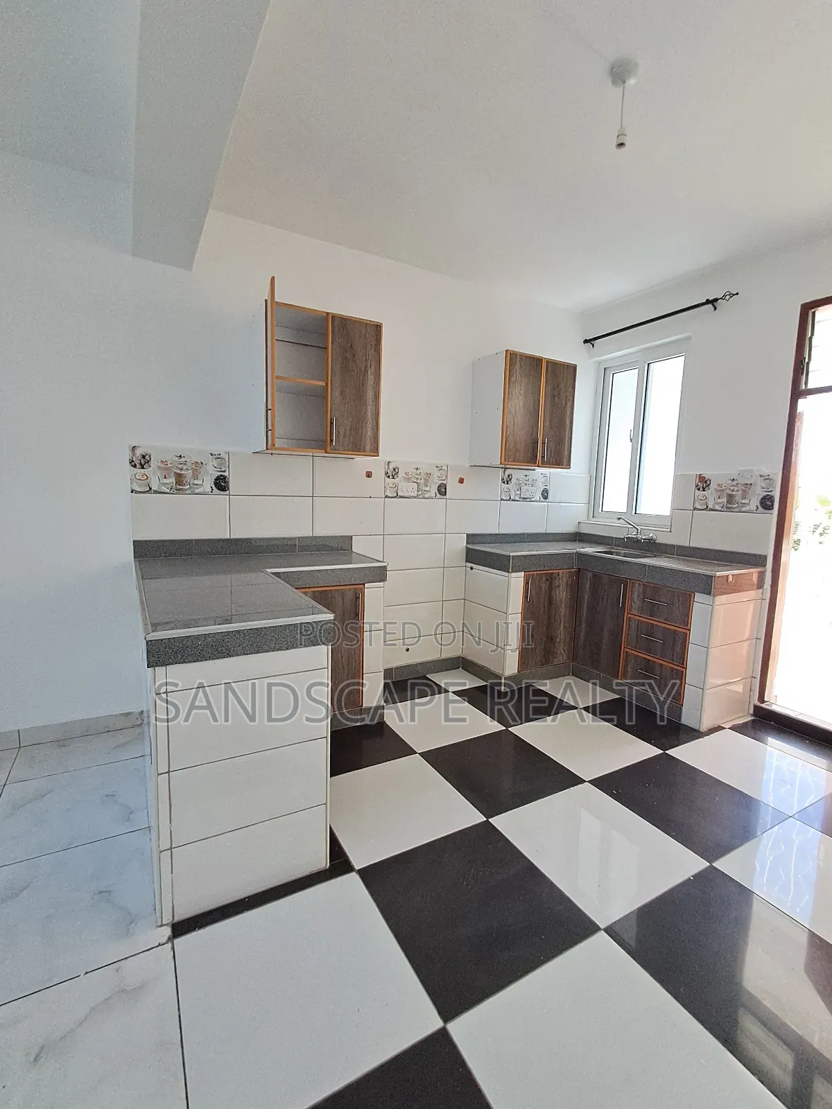 3bdrm Apartment in Carrefour, Diani for rent