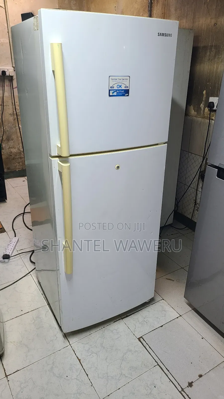 Working / Refrigerator in Good Condition