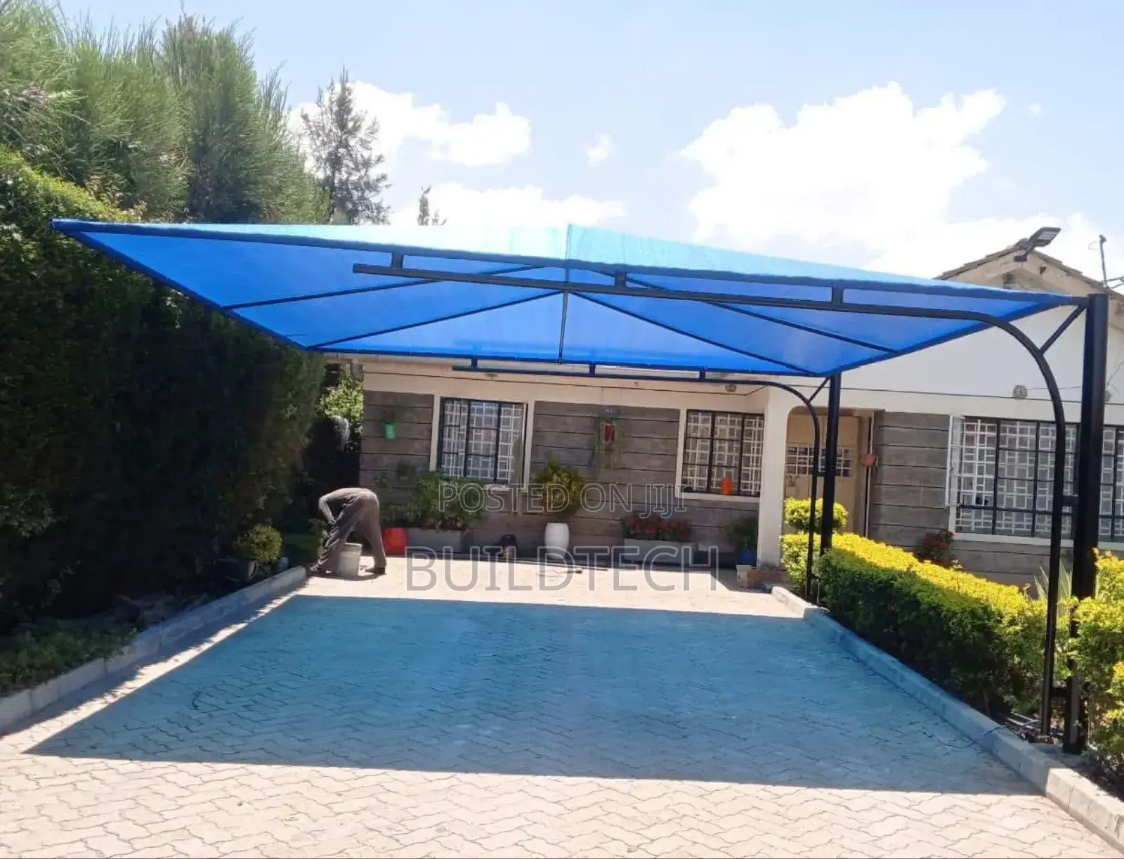 100% Rainprooff Carshade Net.