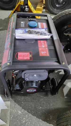 Hisaki Japan 220amps Welding Generator Single Phase. - main view