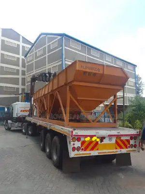 Transit Trailers With Uplifting Cranes Are Available